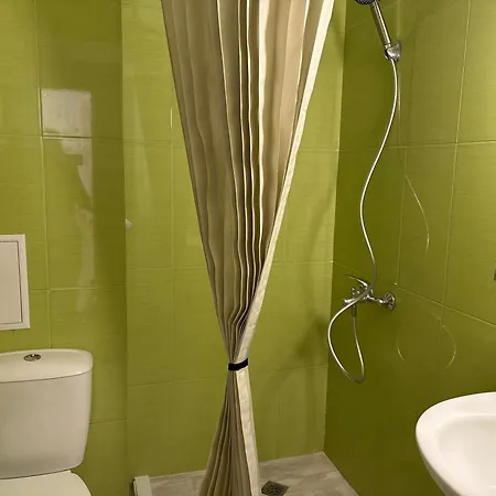 Ξενοδοχείο με διαμερίσματα Krasi In Perla Complex 3*