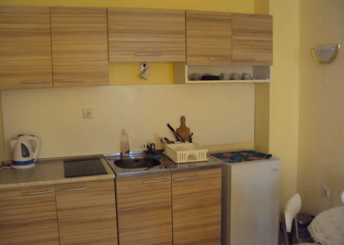 Aparthotel Krasi In Perla Complex 3*