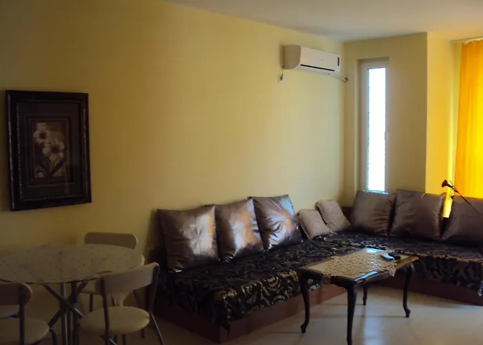 Aparthotel Krasi In Perla Complex