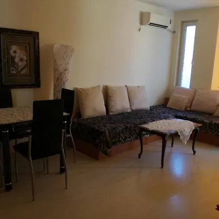 Aparthotel Krasi In Perla Complex
